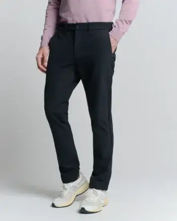 Chino travel No Excess Navy